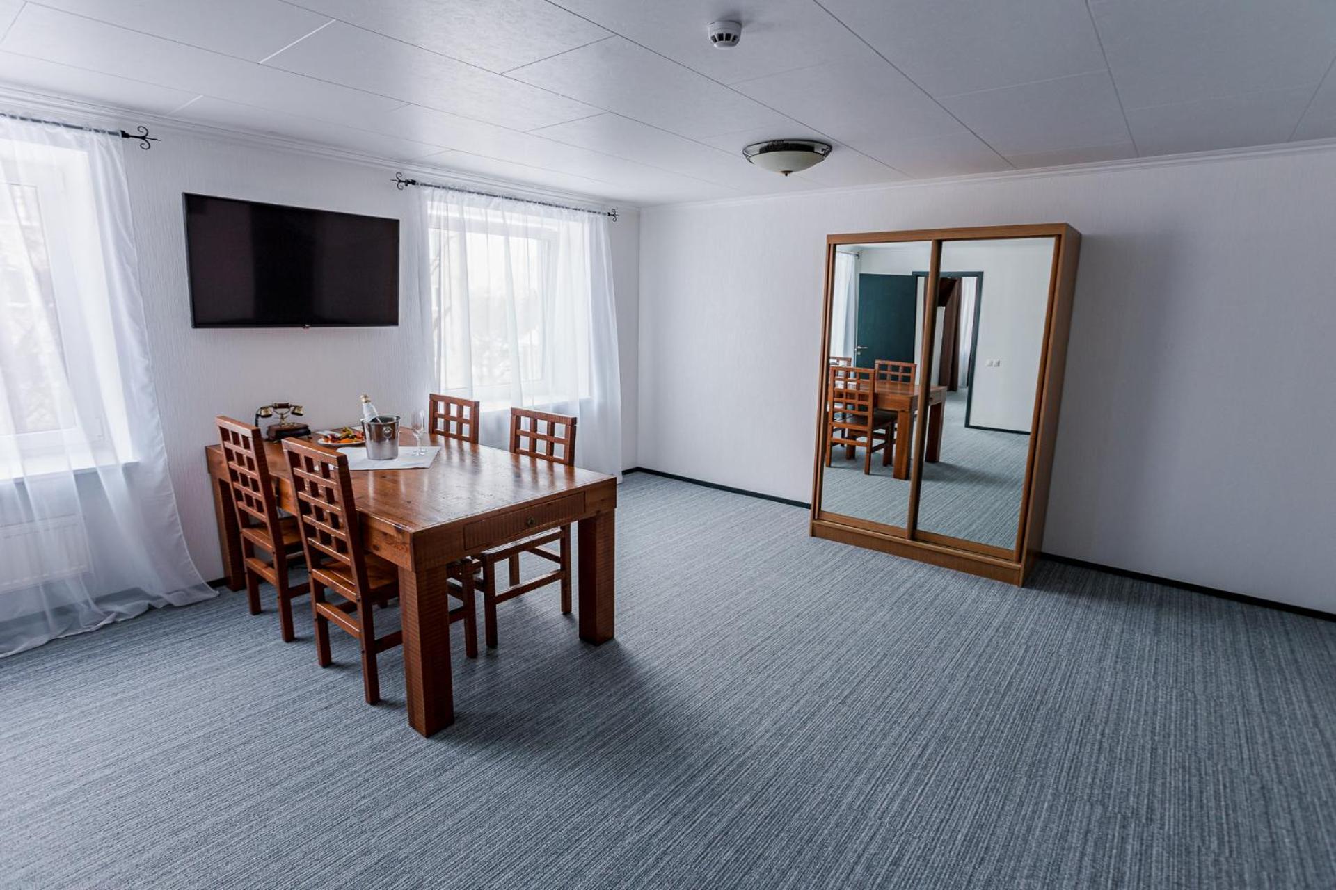 Inger Hotell Narva Kamer foto